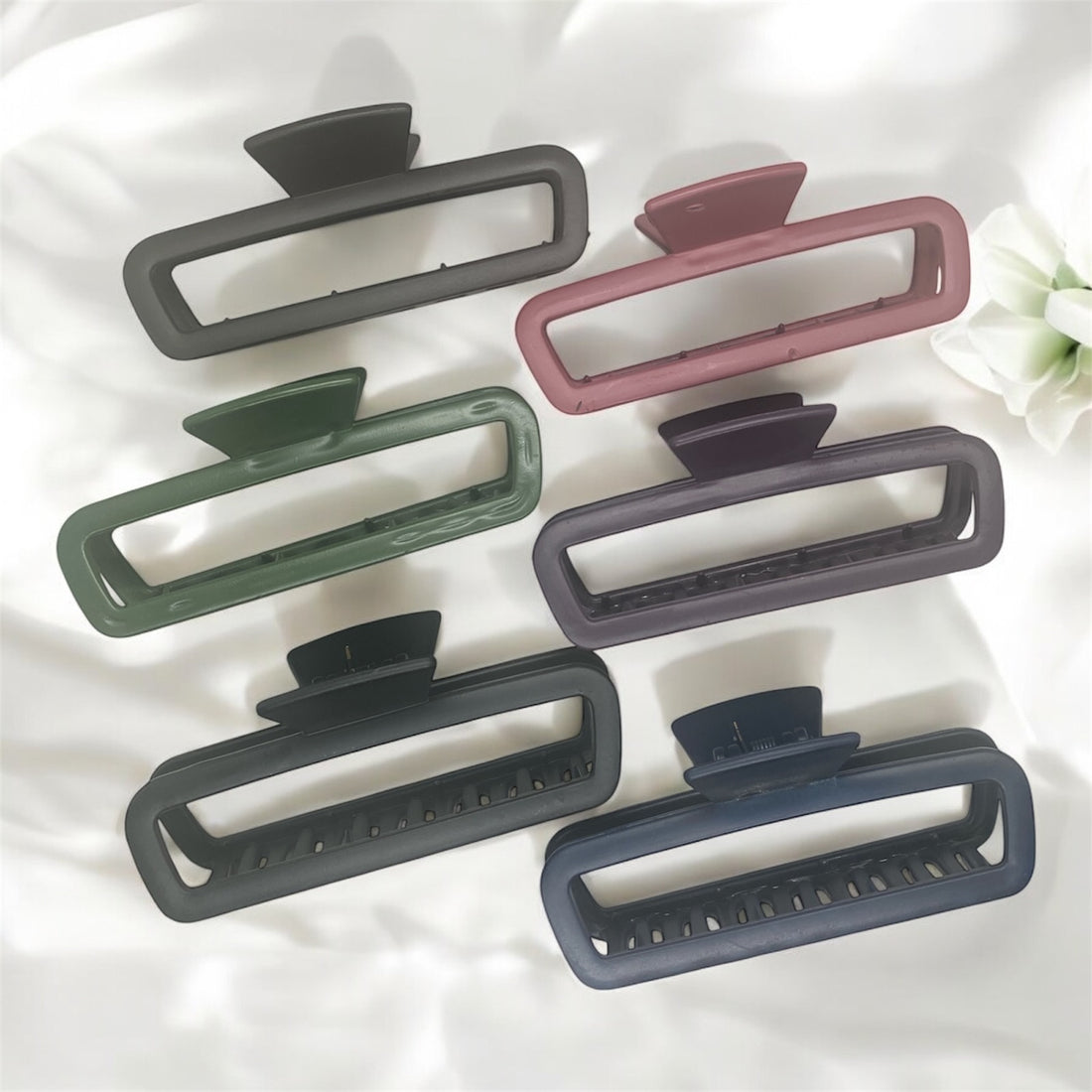 1 Pcs Non-Slip Matte PVC Dark Color Hair Claw Clip